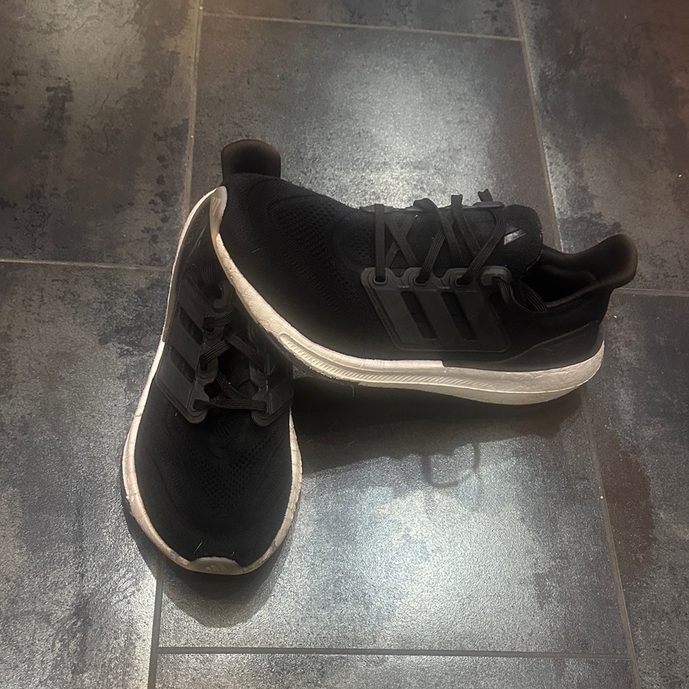 Adidas Ultraboost Light Black/White Mens 9.5 Athletic Shoes